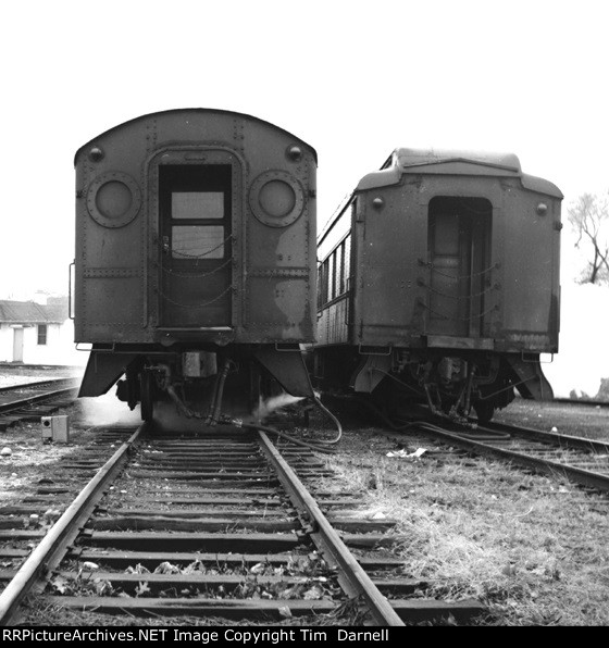 LIRR P54 and heavyweight club car side by side